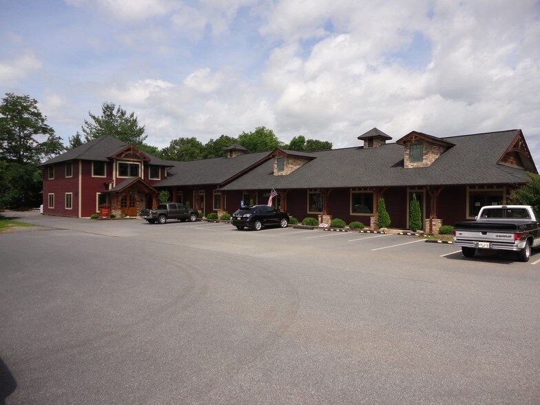 1378 Highway 76 E, Hiawassee, GA for sale - Primary Photo - Image 1 of 1