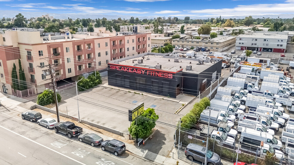 8759 Sepulveda Blvd, North Hills, CA for sale - Building Photo - Image 1 of 15