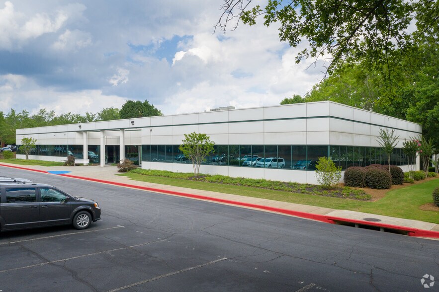 3790 Data Dr, Peachtree Corners, GA for sale - Primary Photo - Image 1 of 1