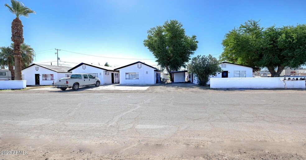 2305 E 15th St, Yuma, AZ for sale - Building Photo - Image 2 of 40