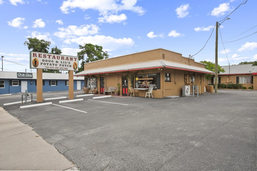 635 S Woodland Blvd, Deland, FL for sale - Building Photo - Image 1 of 1