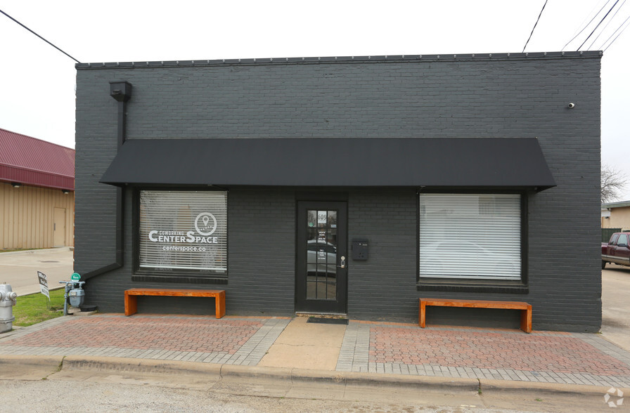 609 E Main St, Arlington, TX for lease - Building Photo - Image 3 of 4