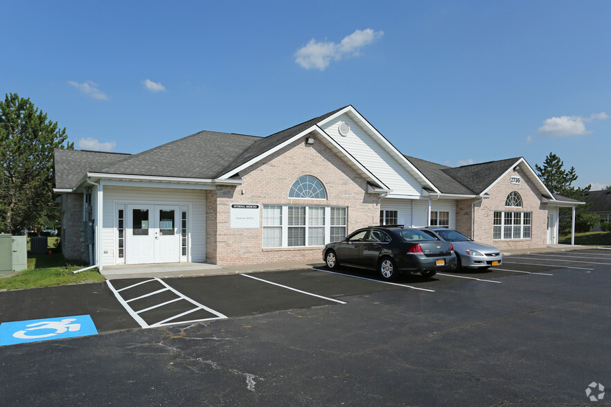 2735-2775 Buffalo Rd, Rochester, NY for lease - Building Photo - Image 2 of 2