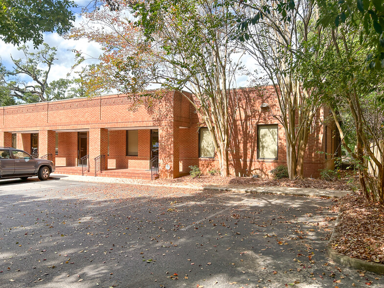 2610 Dauphin St, Mobile, AL for sale - Building Photo - Image 1 of 1