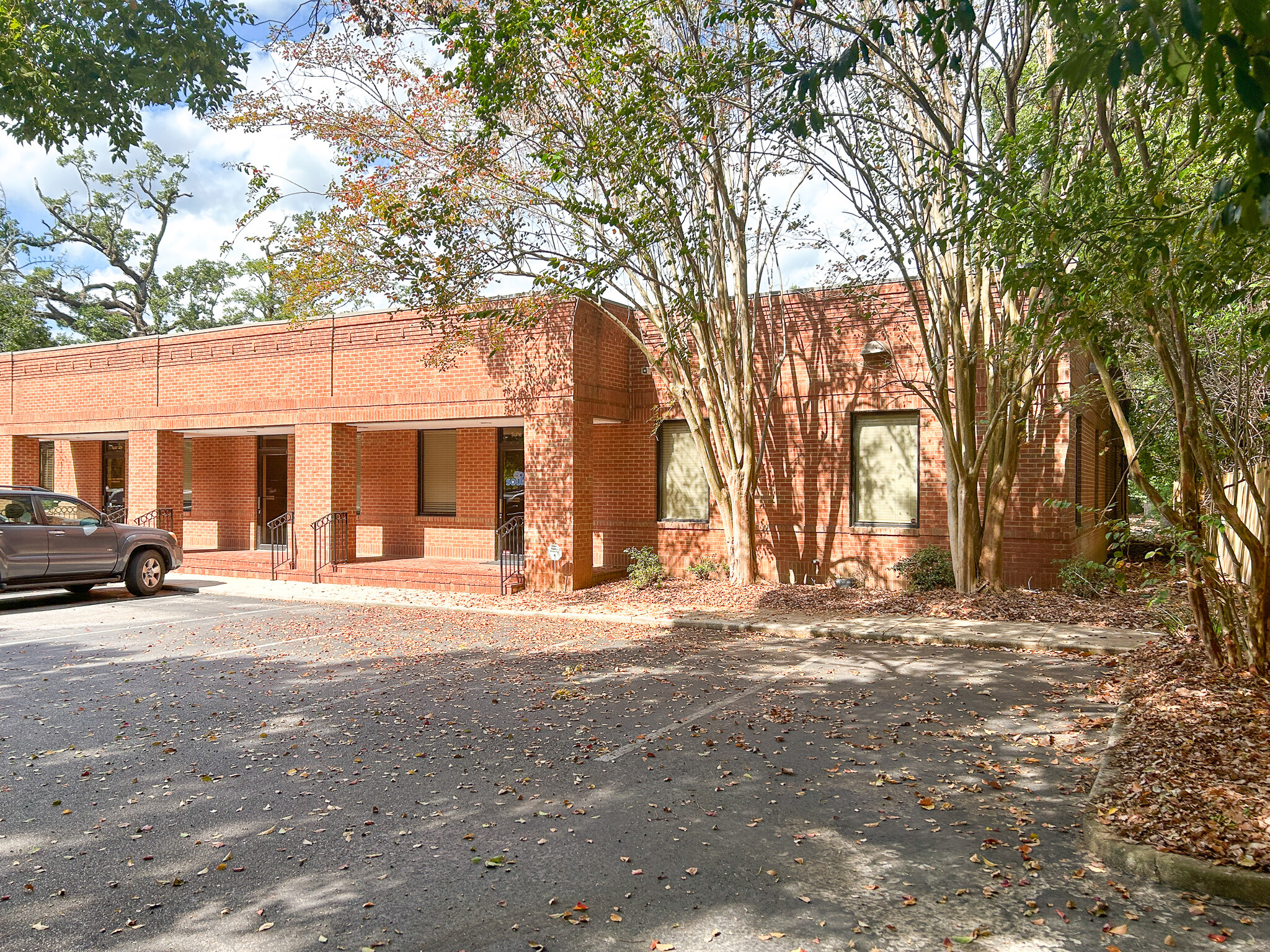 2610 Dauphin St, Mobile, AL for sale Building Photo- Image 1 of 1