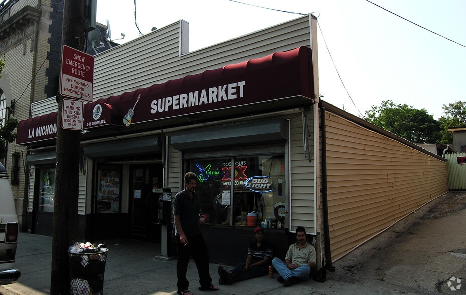 146-148 Union Ave, New Rochelle, NY for sale - Primary Photo - Image 1 of 1