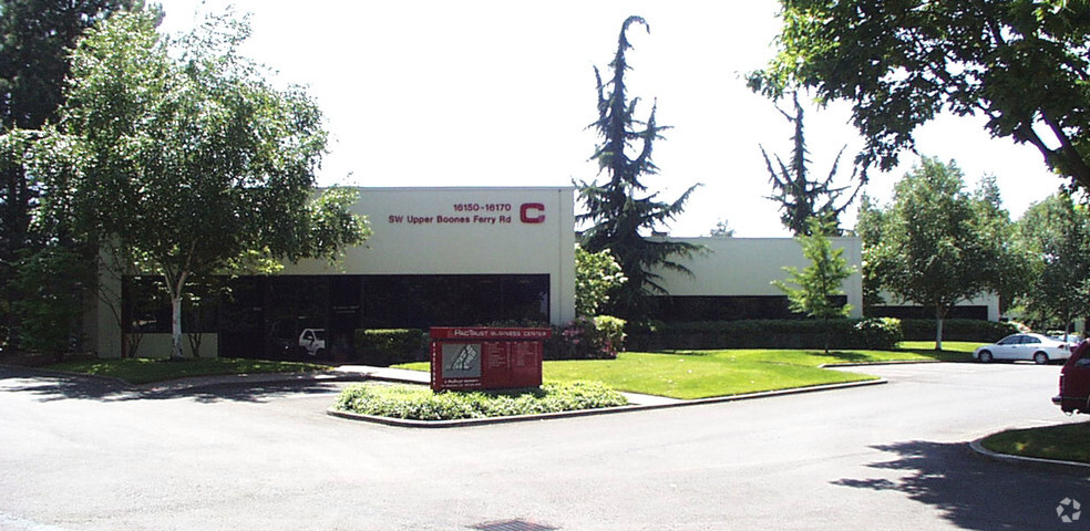 16150-16170 SW Upper Boones Ferry Rd, Portland, OR for lease - Building Photo - Image 2 of 20