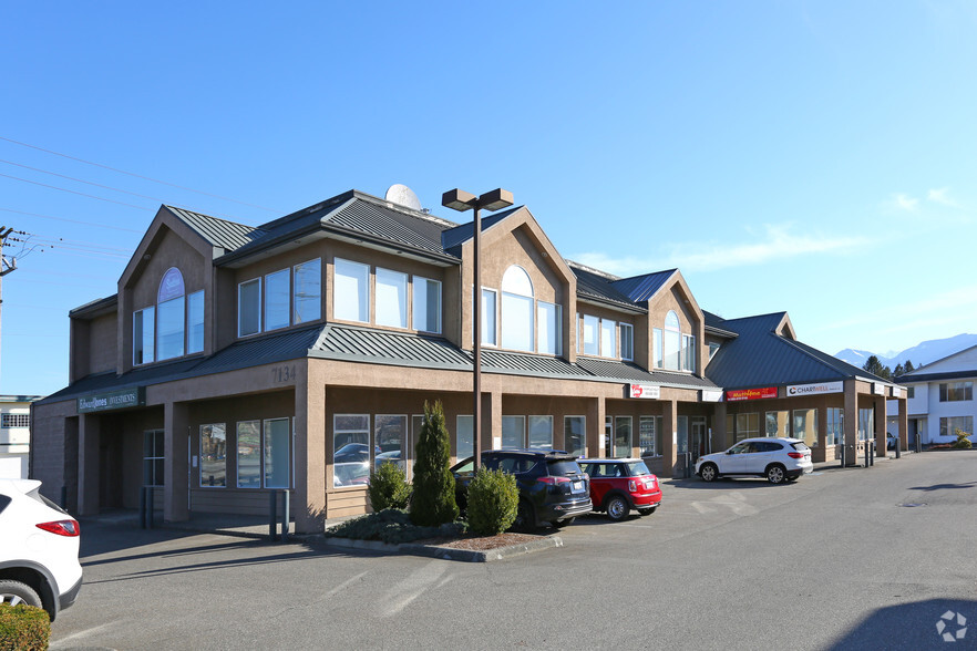 7134 Vedder Rd, Chilliwack, BC for lease - Primary Photo - Image 3 of 10