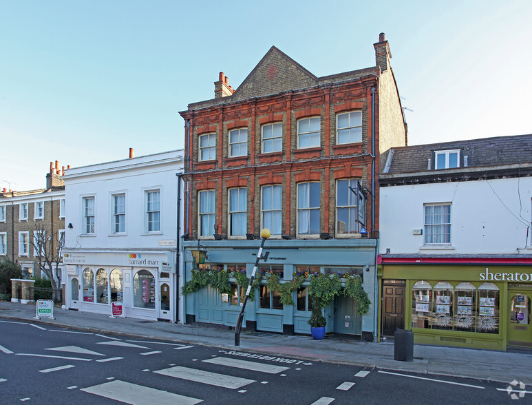 87 Rectory Grv, London for sale - Primary Photo - Image 1 of 1