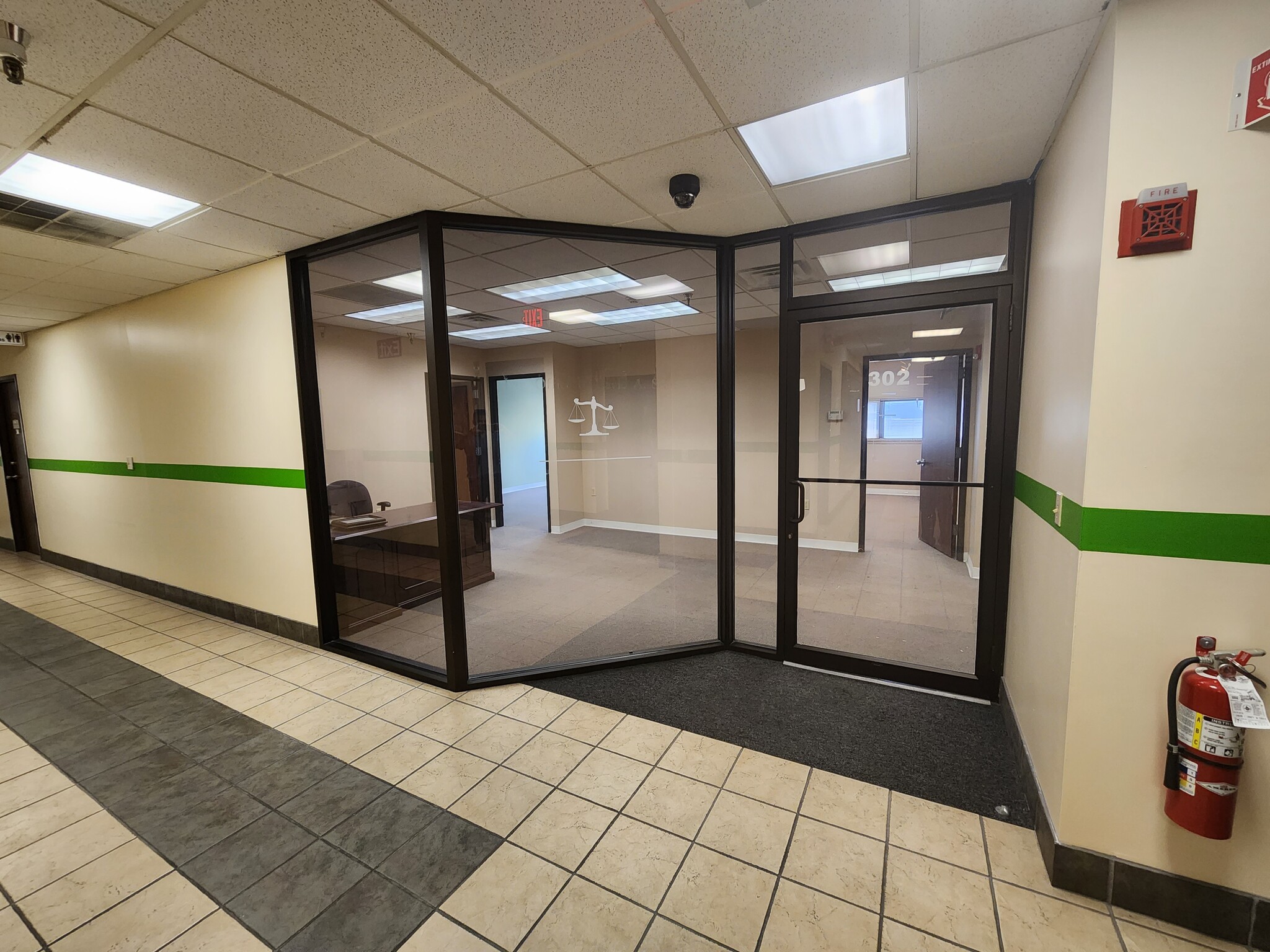 1 Civic Center Plz, Poughkeepsie, NY for lease Interior Photo- Image 1 of 6