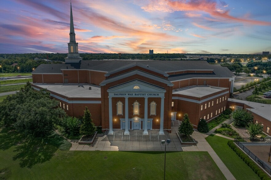 3661 Dauphin St, Mobile, AL for sale - Building Photo - Image 3 of 21