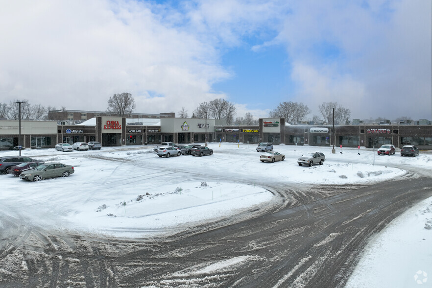 3673 Lexington Ave N, Arden Hills, MN for lease - Primary Photo - Image 2 of 6