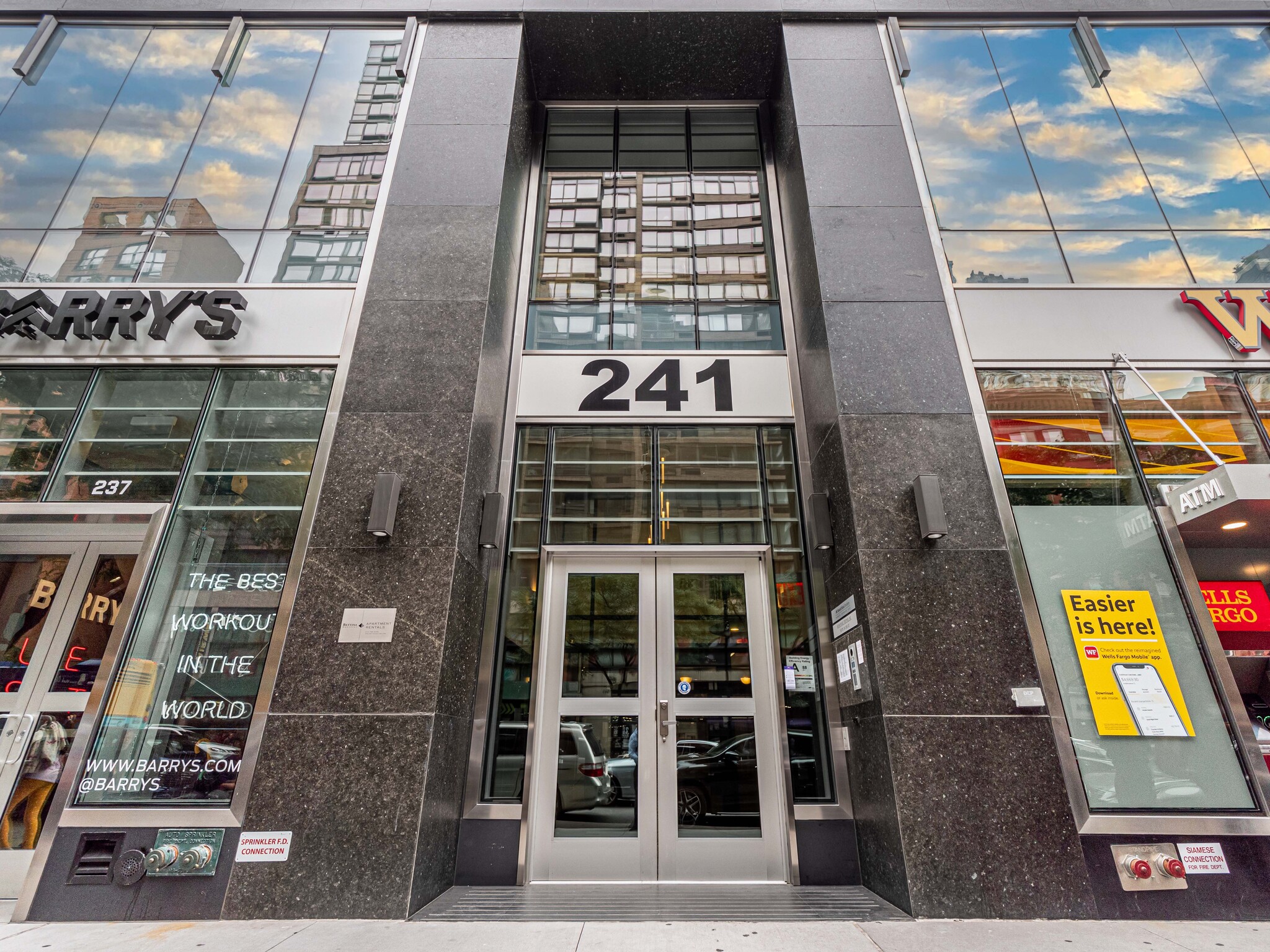 241 E 86th St, New York, NY for lease Building Photo- Image 1 of 4