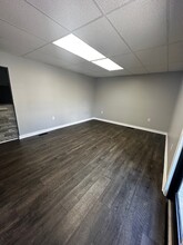 1316 Davie Ave, Statesville, NC for lease Lobby- Image 2 of 28