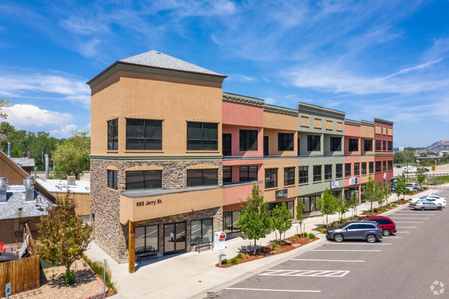 695 Jerry St, Castle Rock, CO for lease - Primary Photo - Image 1 of 7