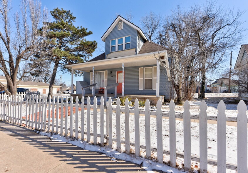 316-320 N Choctaw portfolio of 2 properties for sale on LoopNet.com - Building Photo - Image 2 of 69