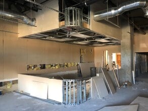 1400 University Ave, Riverside, CA for lease Interior Photo- Image 1 of 6