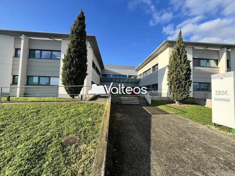 Office in Blagnac for lease - Building Photo - Image 1 of 11