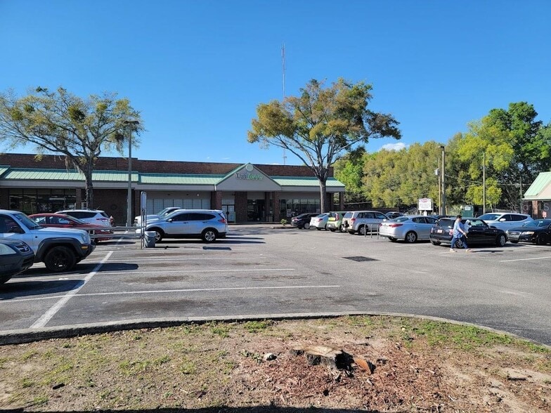 1925 SW College Rd, Ocala, FL for lease - Building Photo - Image 2 of 8
