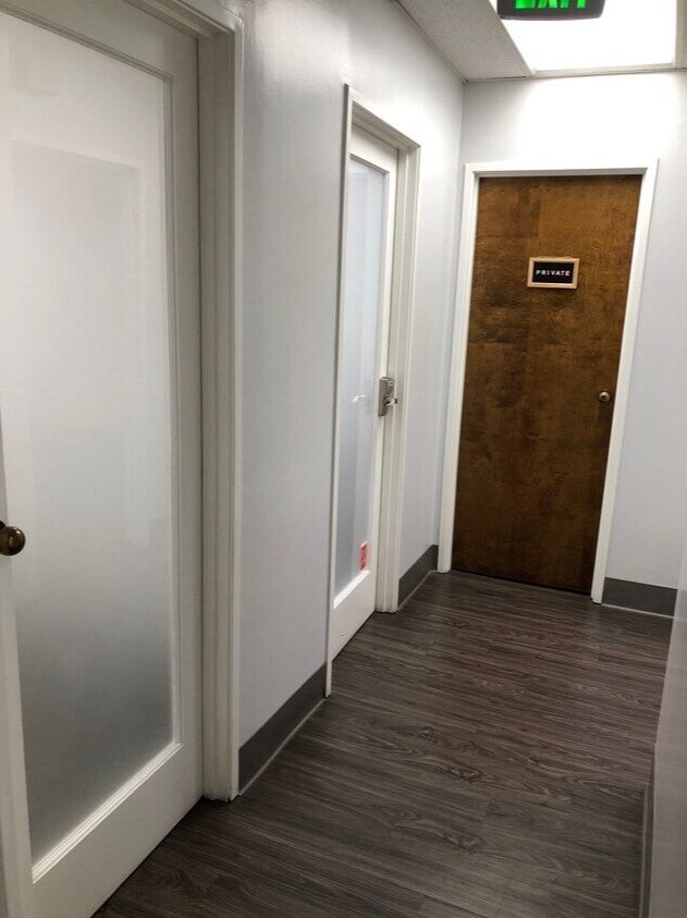 4910 Van Nuys Blvd, Sherman Oaks, CA for lease Interior Photo- Image 1 of 8