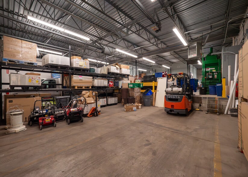 2555 Bethel Rd, Columbus, OH for lease - Interior Photo - Image 2 of 29