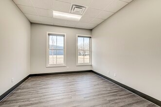 12770 W New Market St, Carmel, IN for lease Interior Photo- Image 1 of 3