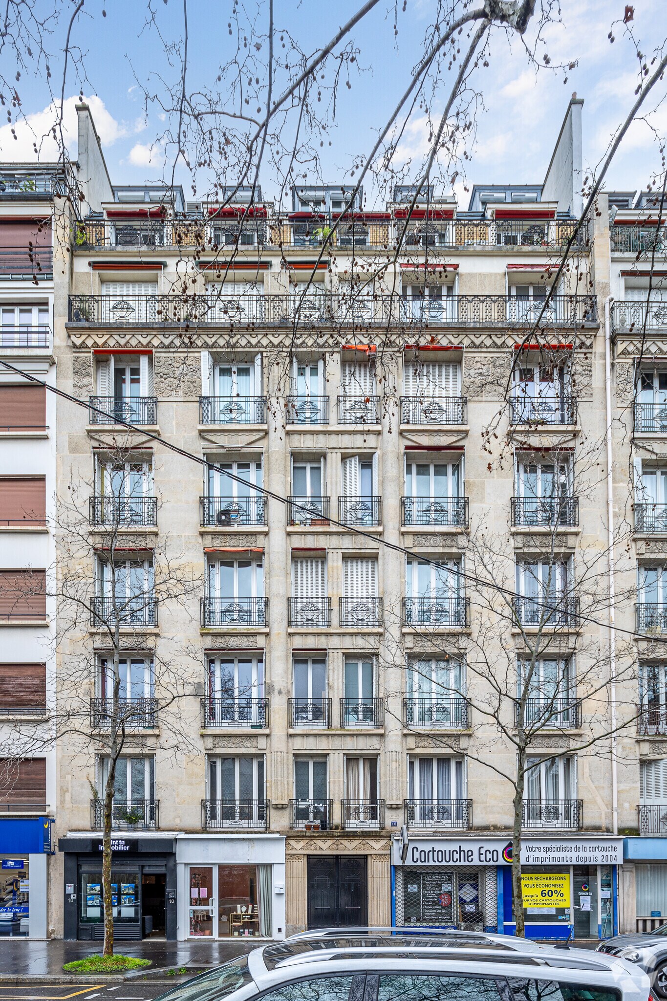 Multifamily in Paris for sale Primary Photo- Image 1 of 1