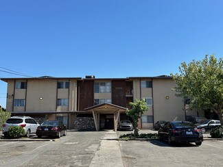 More details for 2328 Seminary Ave, Oakland, CA - Multifamily for Sale