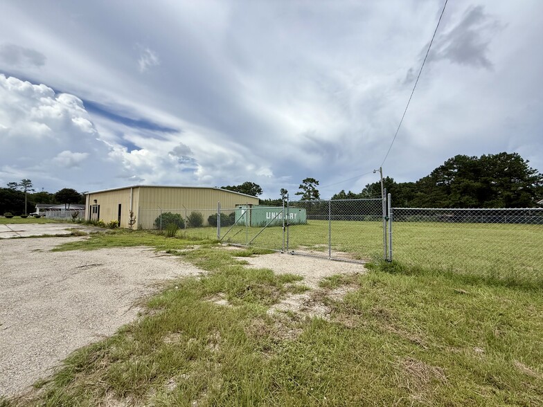 7914 Browns Ferry Rd, Georgetown, SC for sale - Building Photo - Image 1 of 20