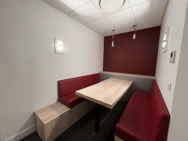 Office in Saint-Étienne for lease - Building Photo - Image 3 of 10