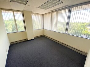 4801 W Peterson Ave, Chicago, IL for lease Interior Photo- Image 2 of 5