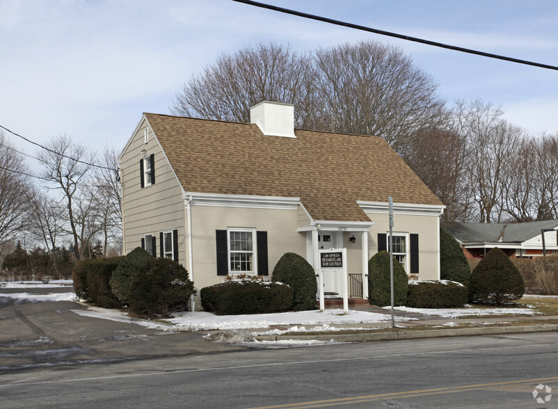 28785 Main Rd, Cutchogue, NY for sale - Primary Photo - Image 2 of 2