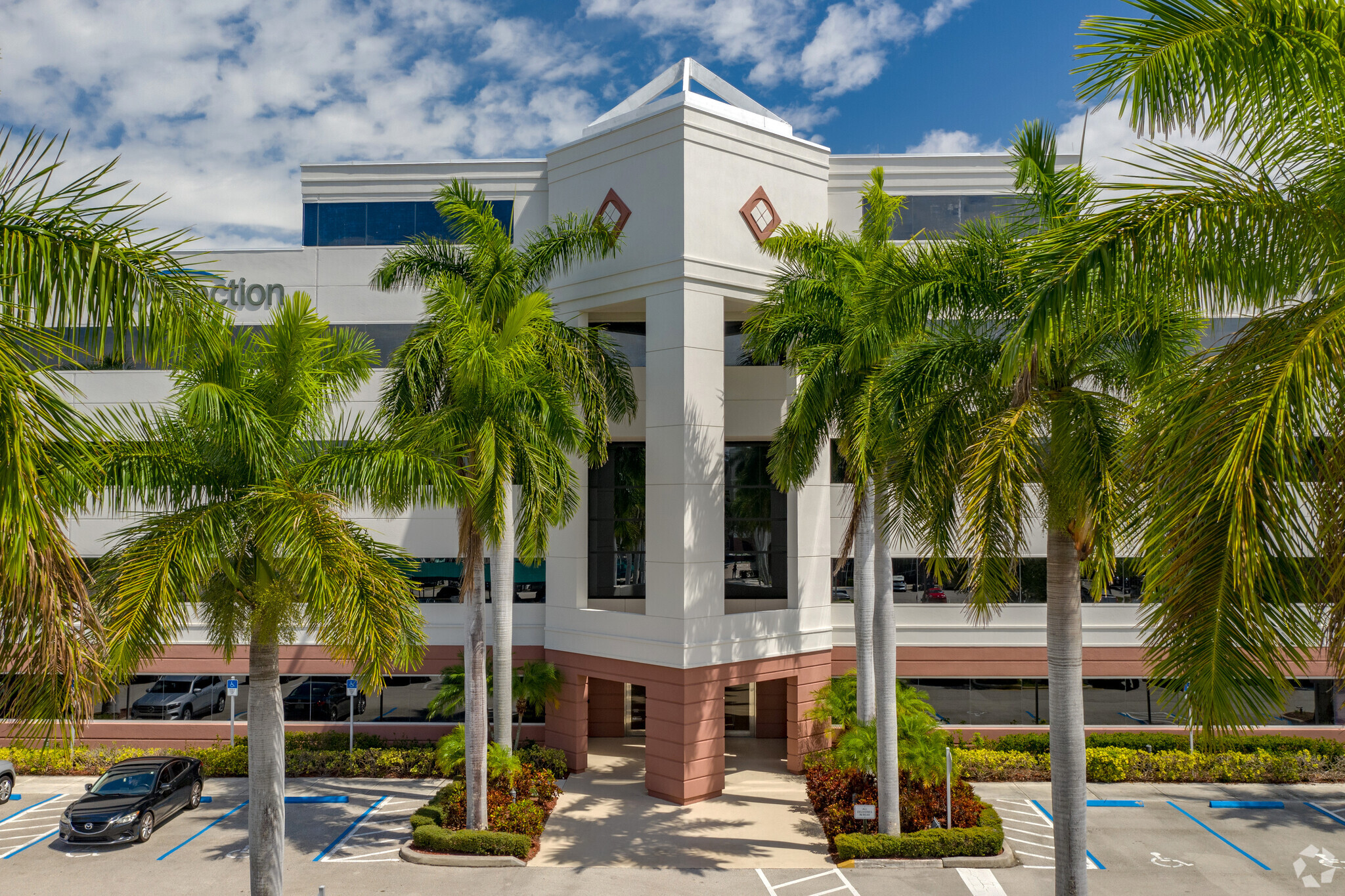 999 Yamato Rd, Boca Raton, FL 33431 - Yamato Office Center | LoopNet