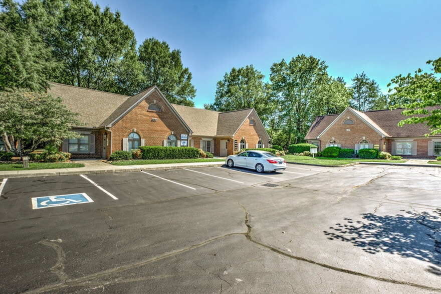 661 Emory Valley Rd, Oak Ridge, TN for lease - Building Photo - Image 3 of 5