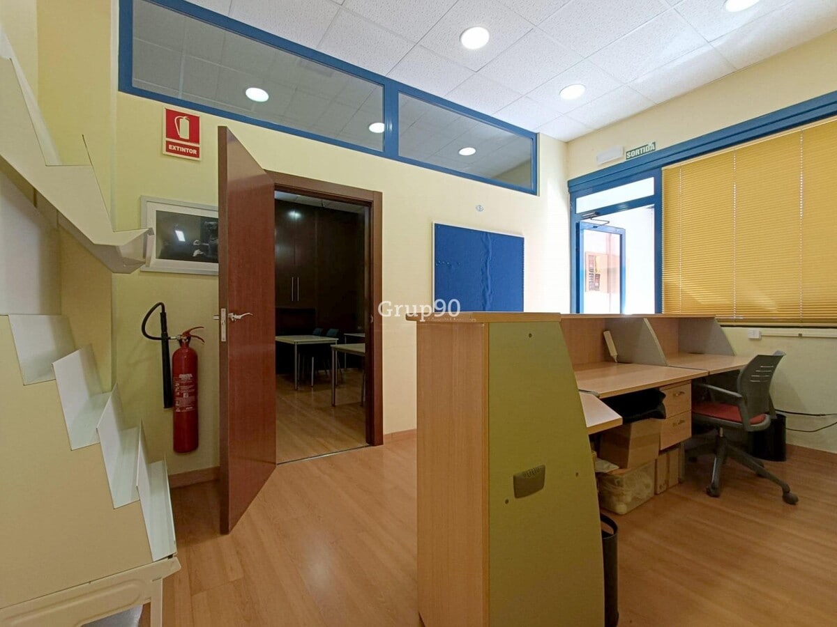 Lleida, LER 25005 -  -  - Interior Photo - Image 1 of 8