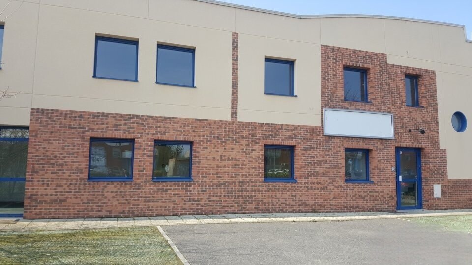 Flex in Moissy-Cramayel for lease - Building Photo - Image 2 of 2