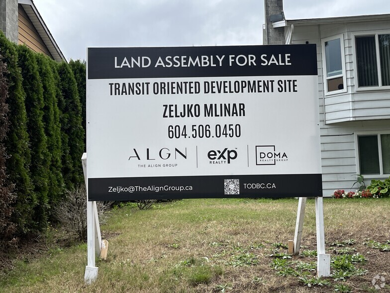 2506 Dewdney Trunk Rd, Coquitlam, BC for sale - Primary Photo - Image 1 of 1