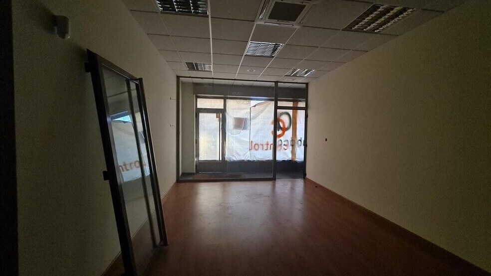 Retail in León, León for sale - Building Photo - Image 3 of 7