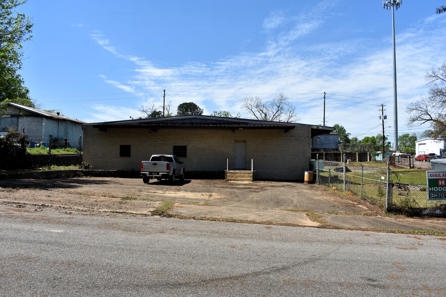 859 Clayton St, Montgomery, AL for sale - Building Photo - Image 3 of 27