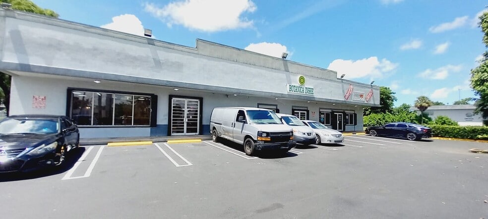 2675 NW 207th St, Miami Gardens, FL for lease - Building Photo - Image 1 of 8