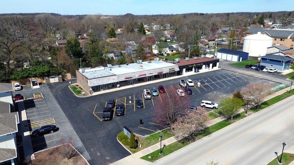 332-350 S Main St, Bartlett, IL for lease - Building Photo - Image 1 of 8