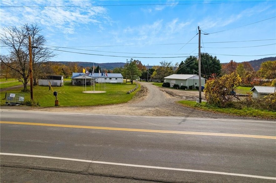 3934 Wyncoop Creek Rd, Van Etten, NY for sale - Building Photo - Image 3 of 20