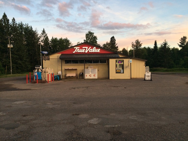 154 Evergreen St, Republic, MI for sale - Building Photo - Image 3 of 23