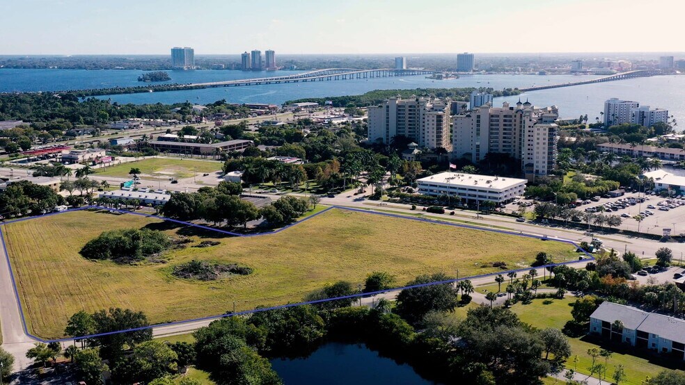 Hancock Bridge Pkwy., North Fort Myers, FL for sale - Primary Photo - Image 1 of 1