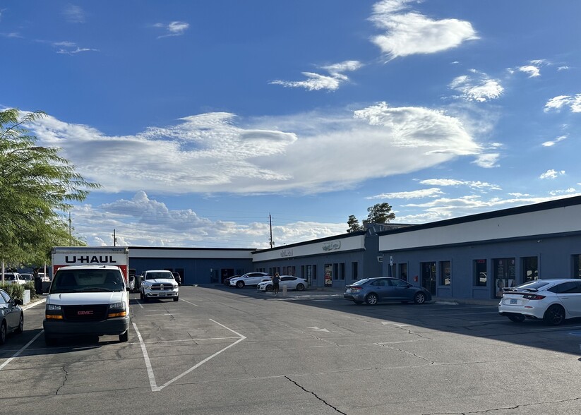 4225 S Eastern Ave, Las Vegas, NV for lease - Building Photo - Image 1 of 5