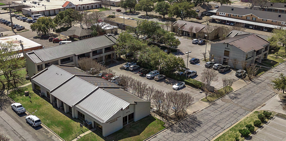 5006 Lakeland Cir, Waco, TX for lease - Building Photo - Image 1 of 3