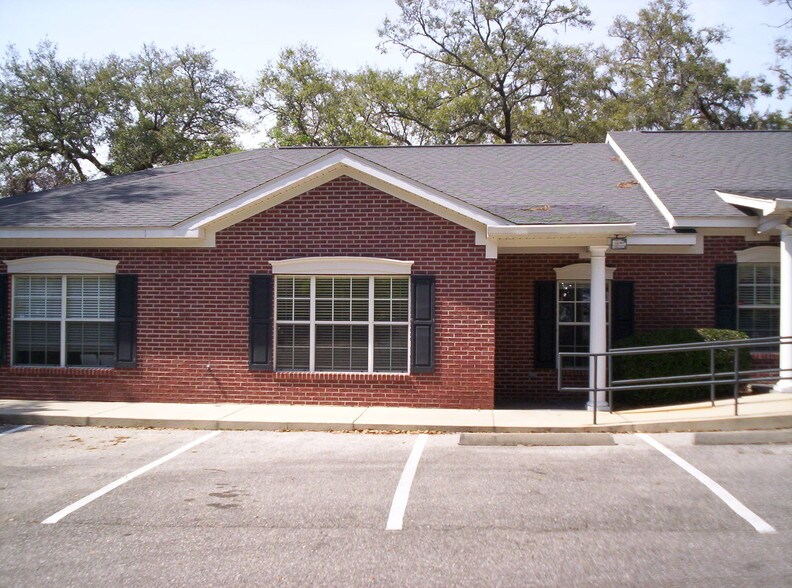 3015 Shannon Lakes Dr N, Tallahassee, FL 32309