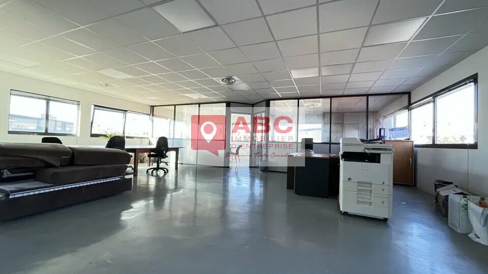 Office in Montpellier for lease Building Photo- Image 1 of 7