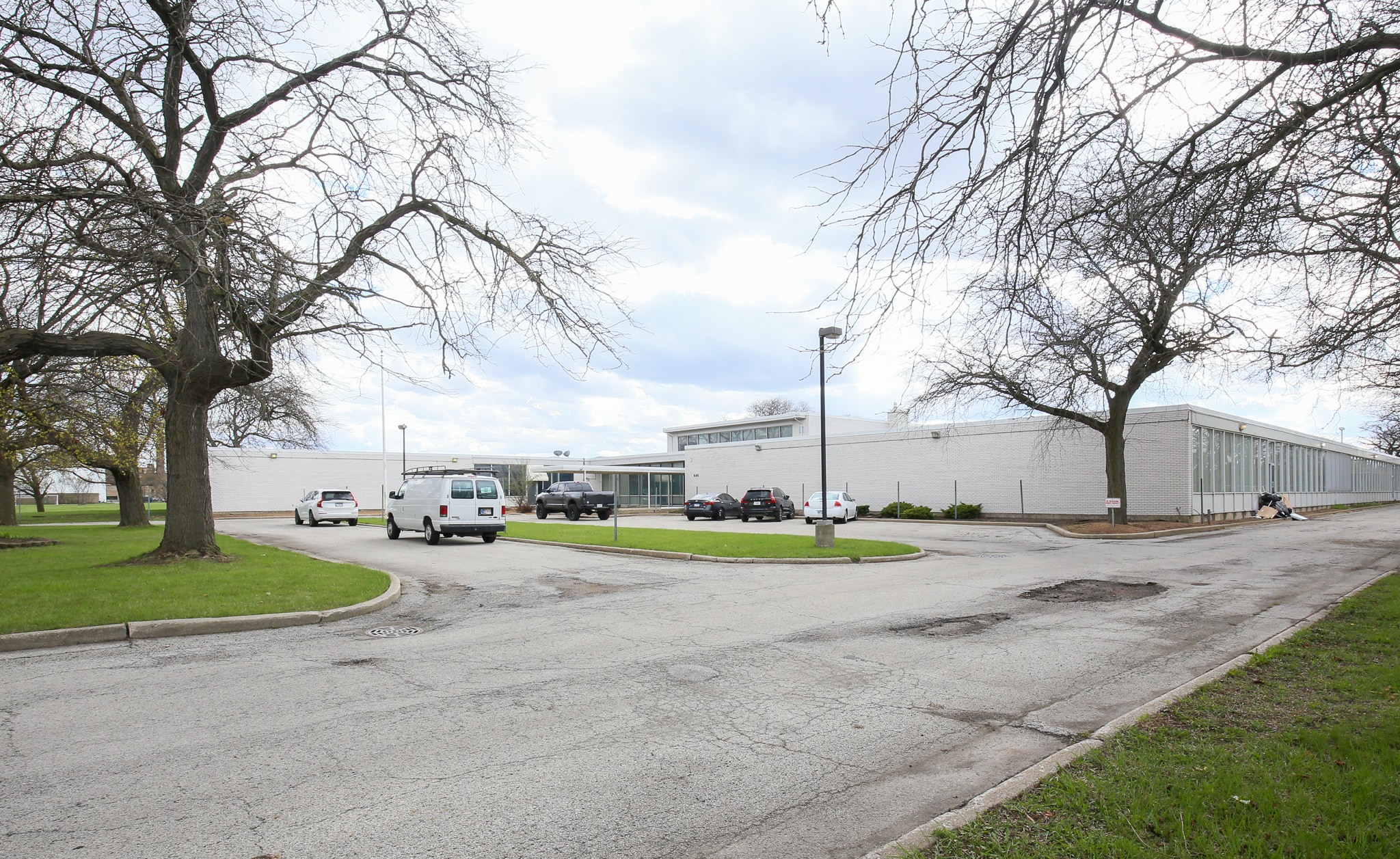 646 Chicago Rd, Chicago Heights, IL for lease Building Photo- Image 1 of 38