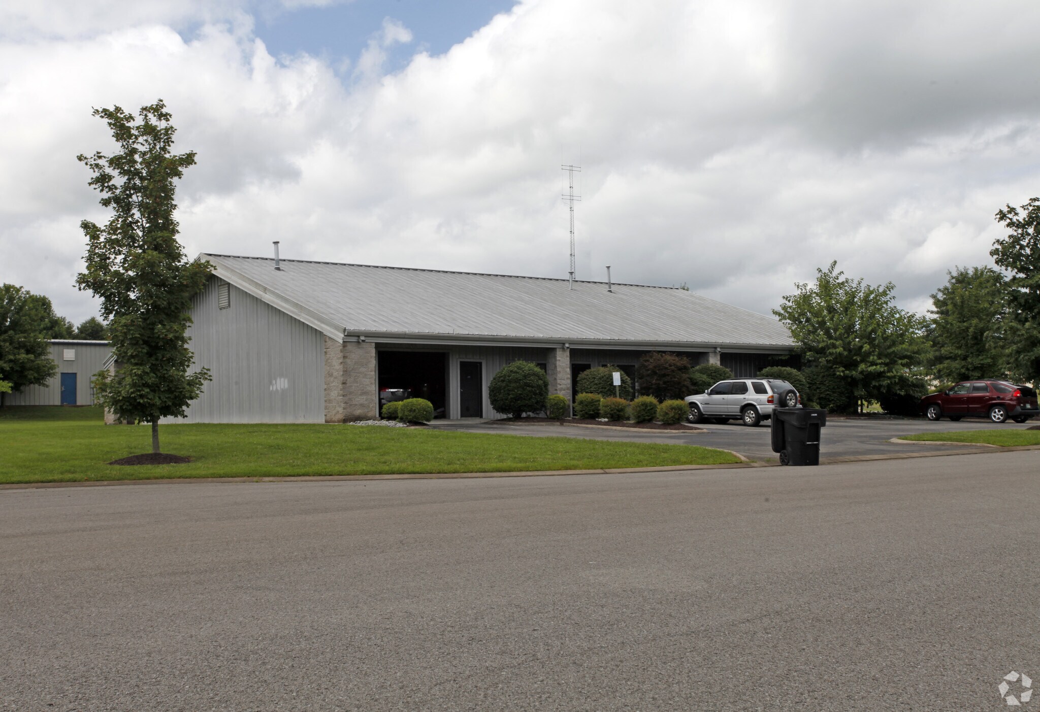 2315 Southpark Dr, Murfreesboro, TN for sale Primary Photo- Image 1 of 1